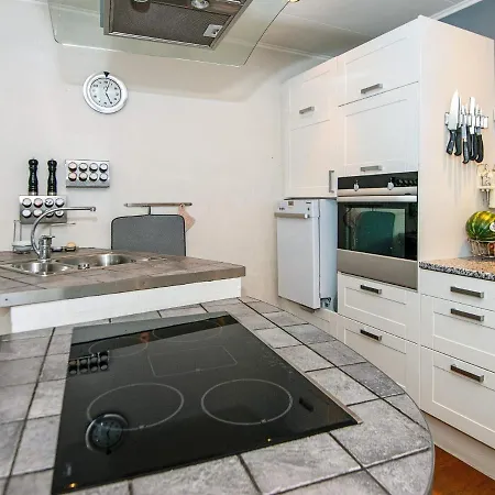 6 Person In Tatil Evi
