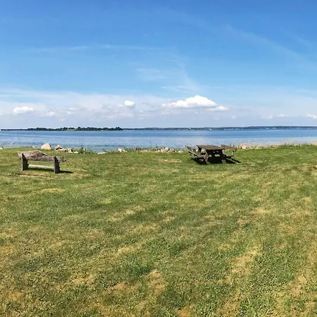 6 Person In בית נופש *